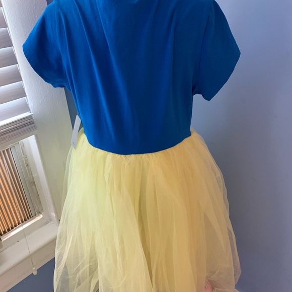 NWT Snow White dress from torrid size 1 - Picture 4 of 11
